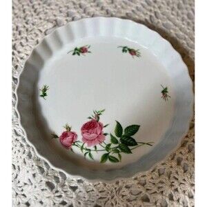 CHRISTINEHOLM Pie Dish Pan 9 3/4" White Floral Quiche Tart Pink Roses VTG
